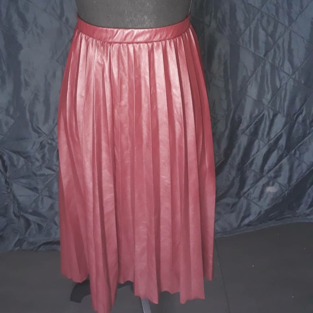 Leather pleated Skirt